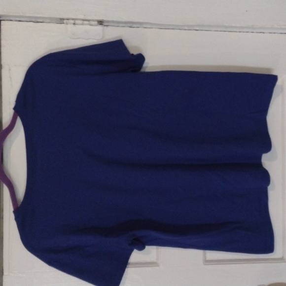 Weekend Tee - Picture 2 of 3